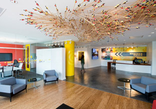 轻松工作 金融服务机构Western Union旧金山办公设计欣赏