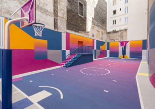 巴黎街区最梦幻的篮球场 巴黎又一打卡拍照胜地