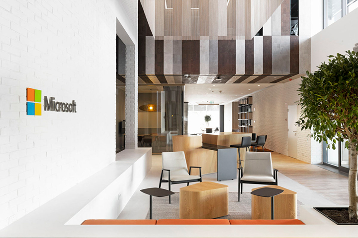 温润木色 微软葡萄牙里斯本总部改造设计欣赏
