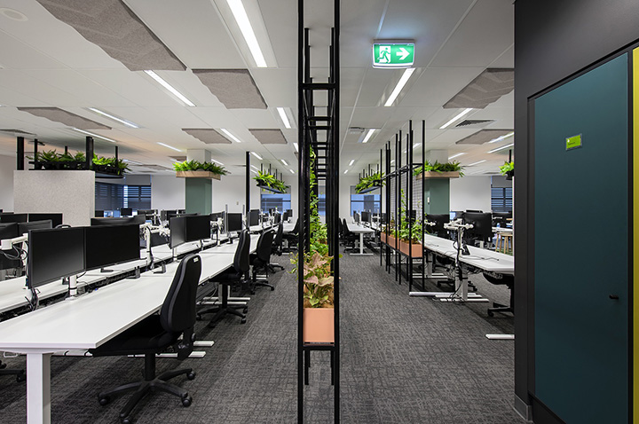 暗调多彩 工程咨询公司Aurecon澳大利亚达尔文办公设计欣赏
