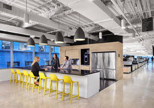极简与精致 在线招聘平台CareerBuilder芝加哥总部改造设计欣赏