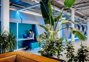 未来极简 荷兰科技初创公司Shypple鹿特丹办公设计欣赏