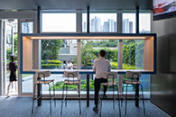 KPMG毕马威香港学习中心和办公 吧台