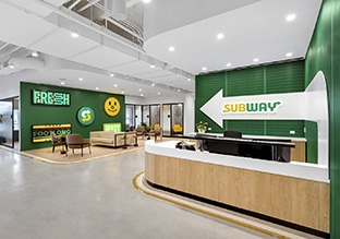 赛百味Subway迈阿密总部：品牌视觉图形构建活力空间