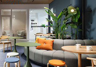 西门子医疗Varian赫尔辛基总部：活力多彩的混合型工作场所