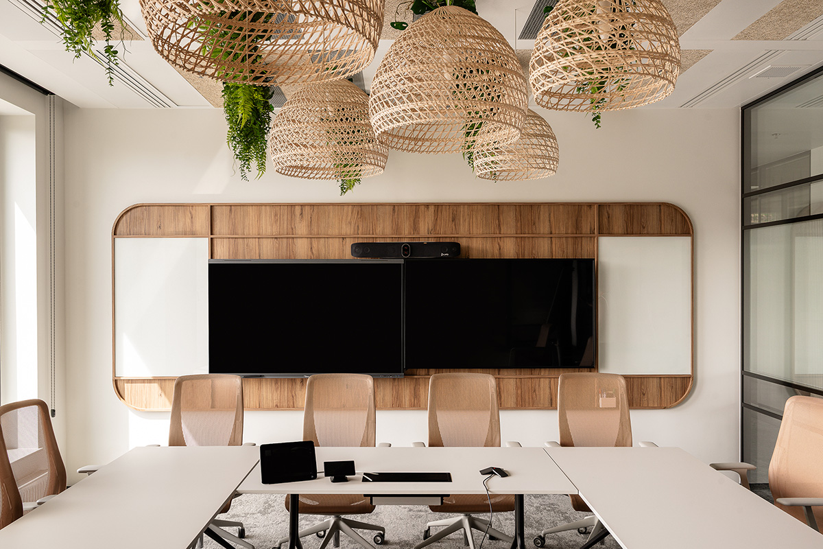 ծ����չ�˾KRUK�����ܲ�������ɳ����ݽ��ĸ��Ͽռ�