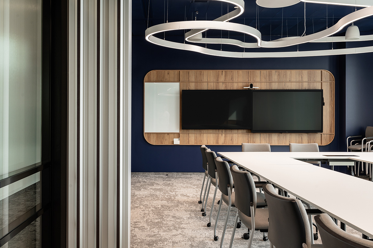 ծ����չ�˾KRUK�����ܲ�������ɳ����ݽ��ĸ��Ͽռ�