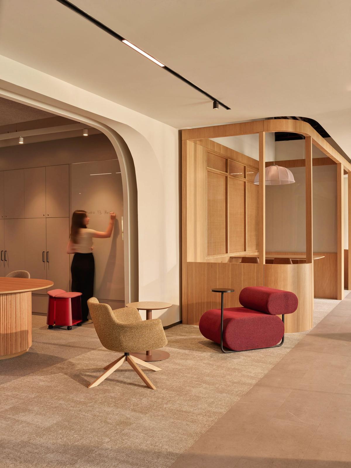 ȸHilltown칫ңԭԱҸ