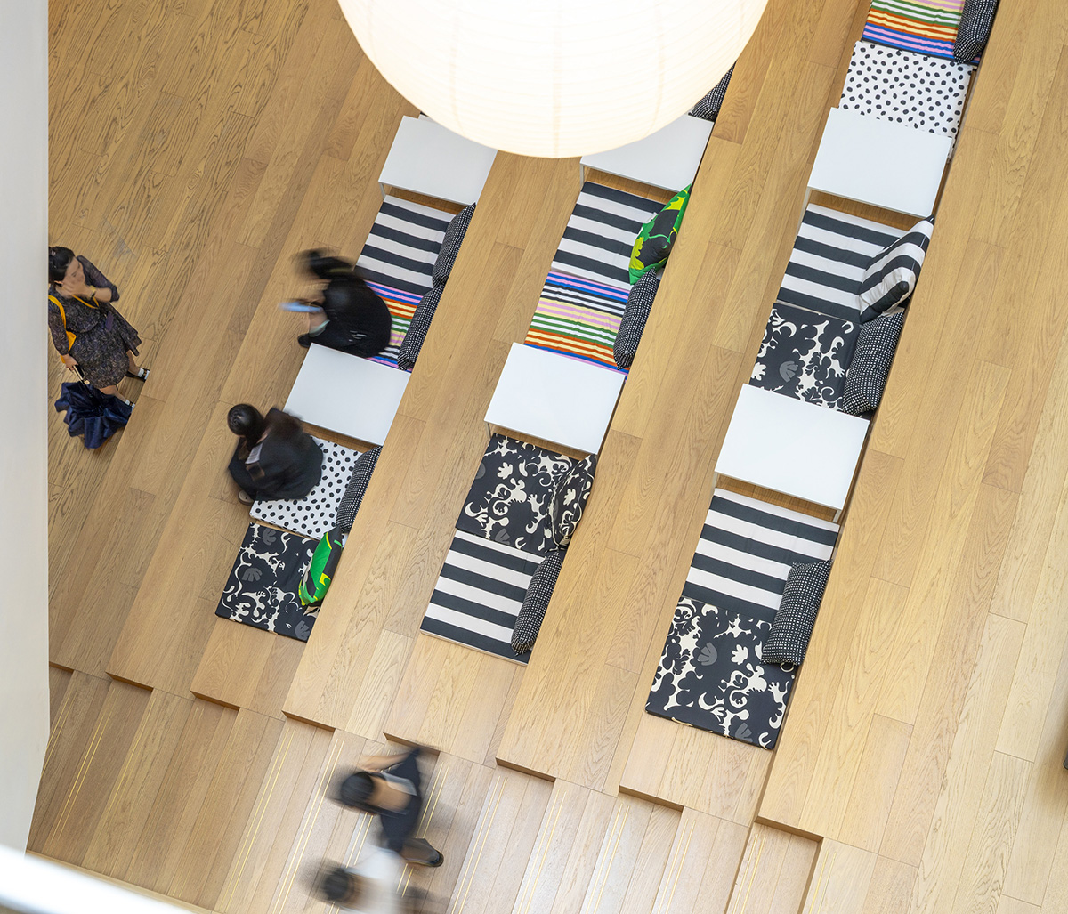 �Ϻ����ۣ���ŷ��Լ���˺����ﾳ