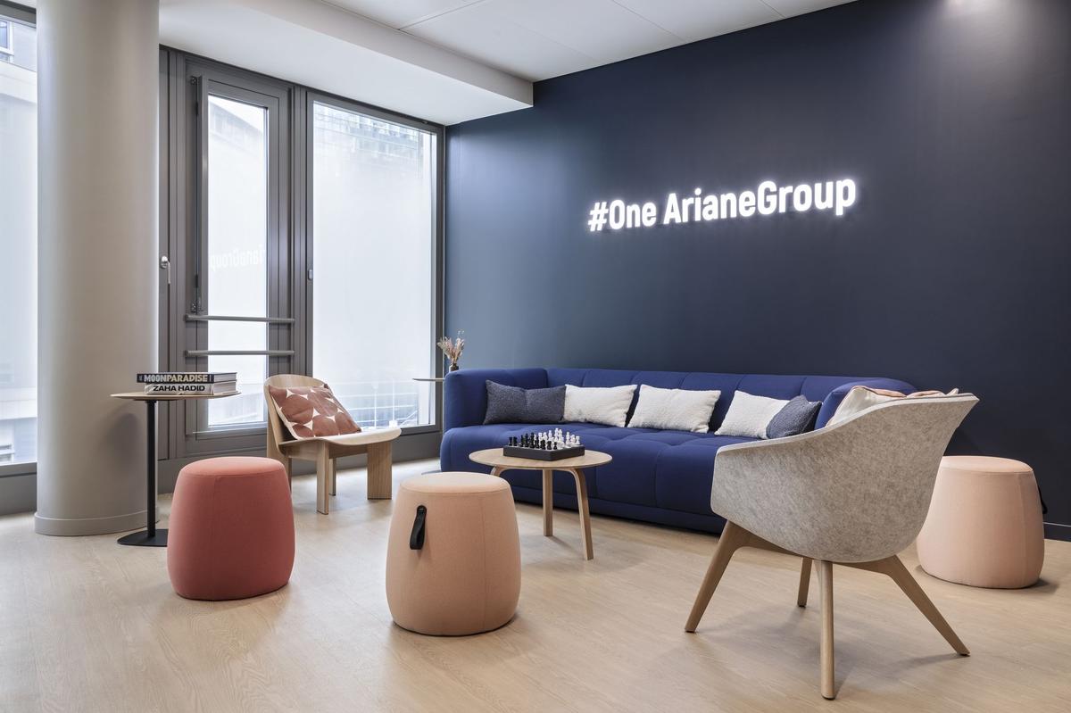 Ariane ���켯�Ű����ܲ������Ĵ�Ԫ�ع���Ա������