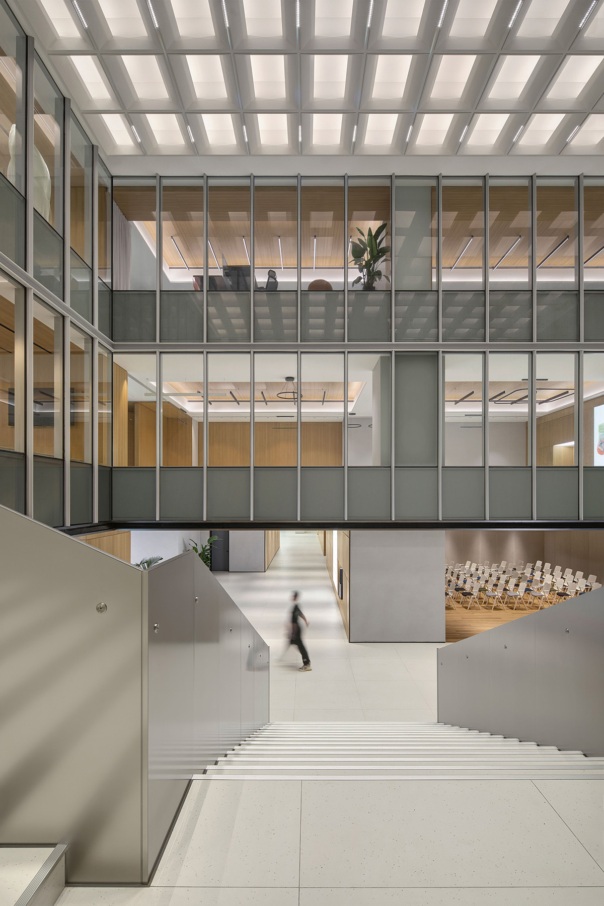 ��һ���ܼҾӲ�ҵ԰�����ܴ��͹�ҵ԰������������Ϊ���Ķ�Ԫ����