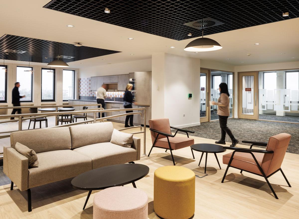 Ӣ��Stockroom�����������ģ������̳��������п���