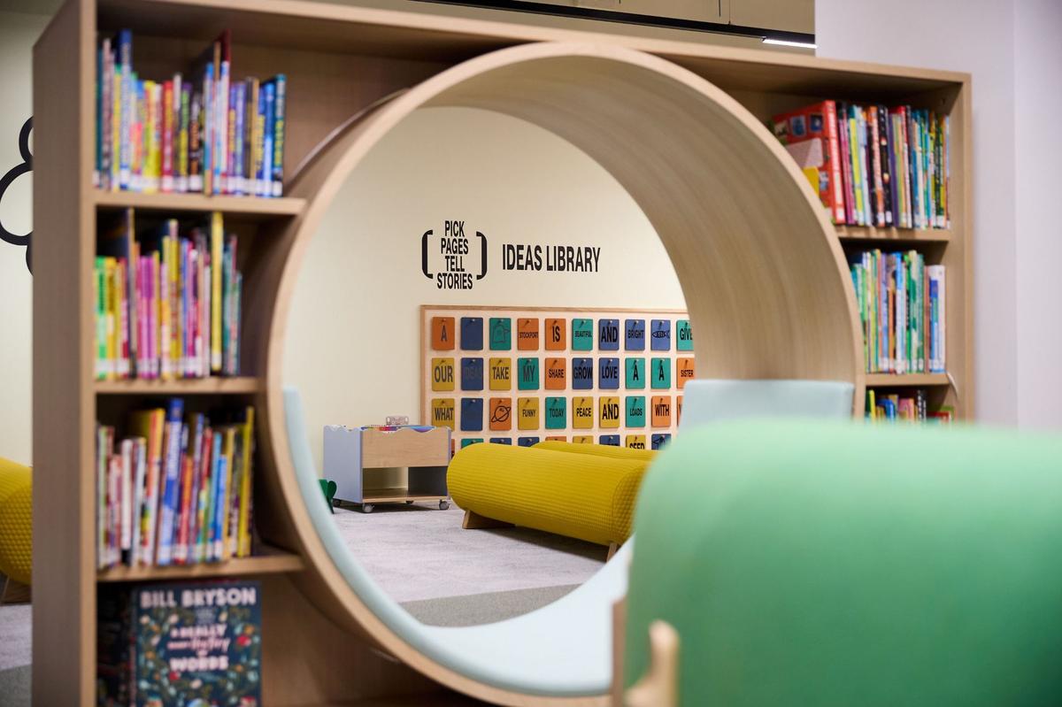 Ӣ��Stockroom�����������ģ������̳��������п���