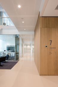 De Knoop�����ڵ���֧�칫 ����