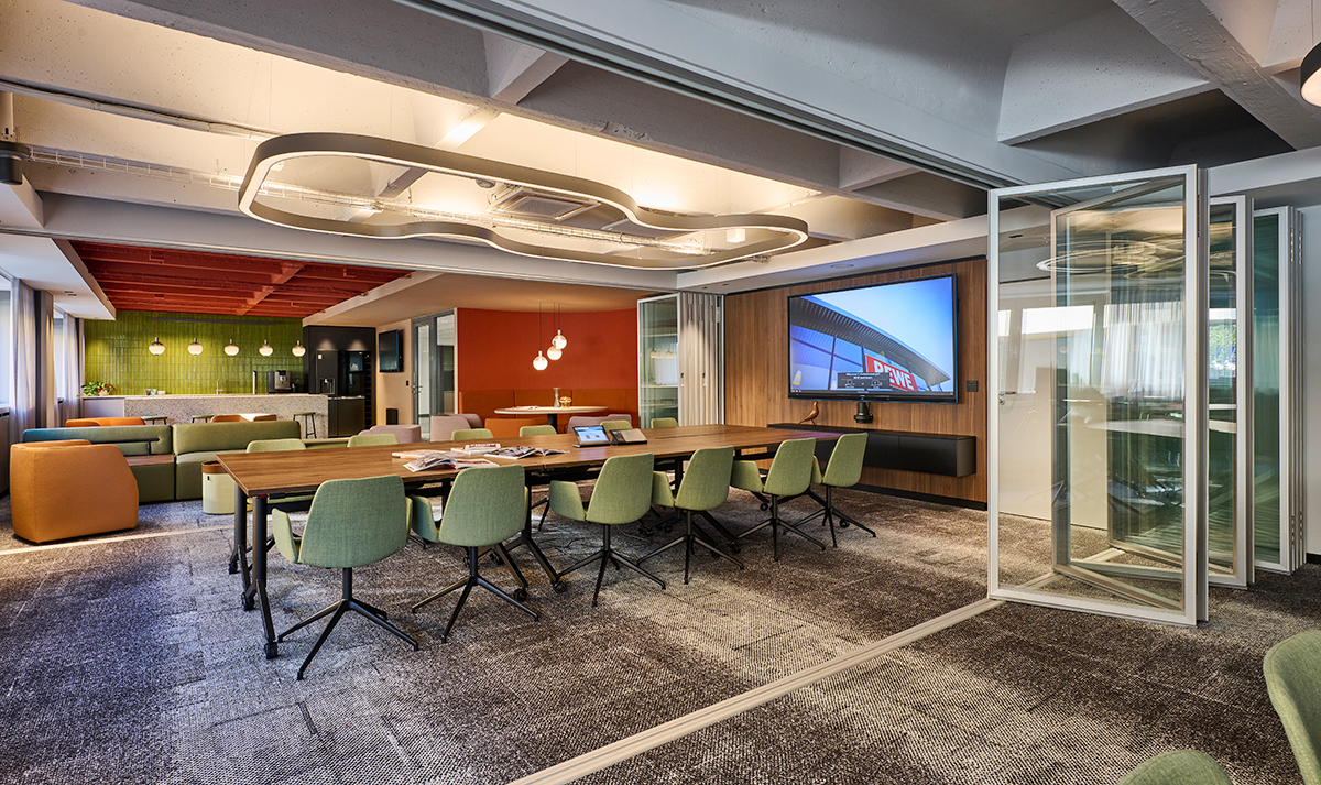 �¹�������ҵREWE�����ܲ���������Ч�ֲ�����ʵ¼