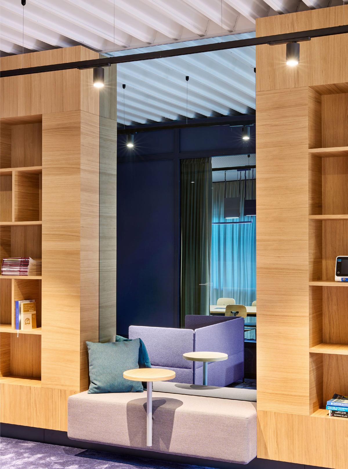 �¹�VBMҽ�ƿƼ���Ա���������ǿ��Ȱ칫����Ⱥ��Ŧ