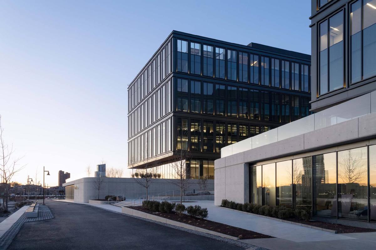 ����T. Rowe Price�ܲ���Ͷ�ʾ�ͷ�ѹ�ҵ�صؽ��ɵر�