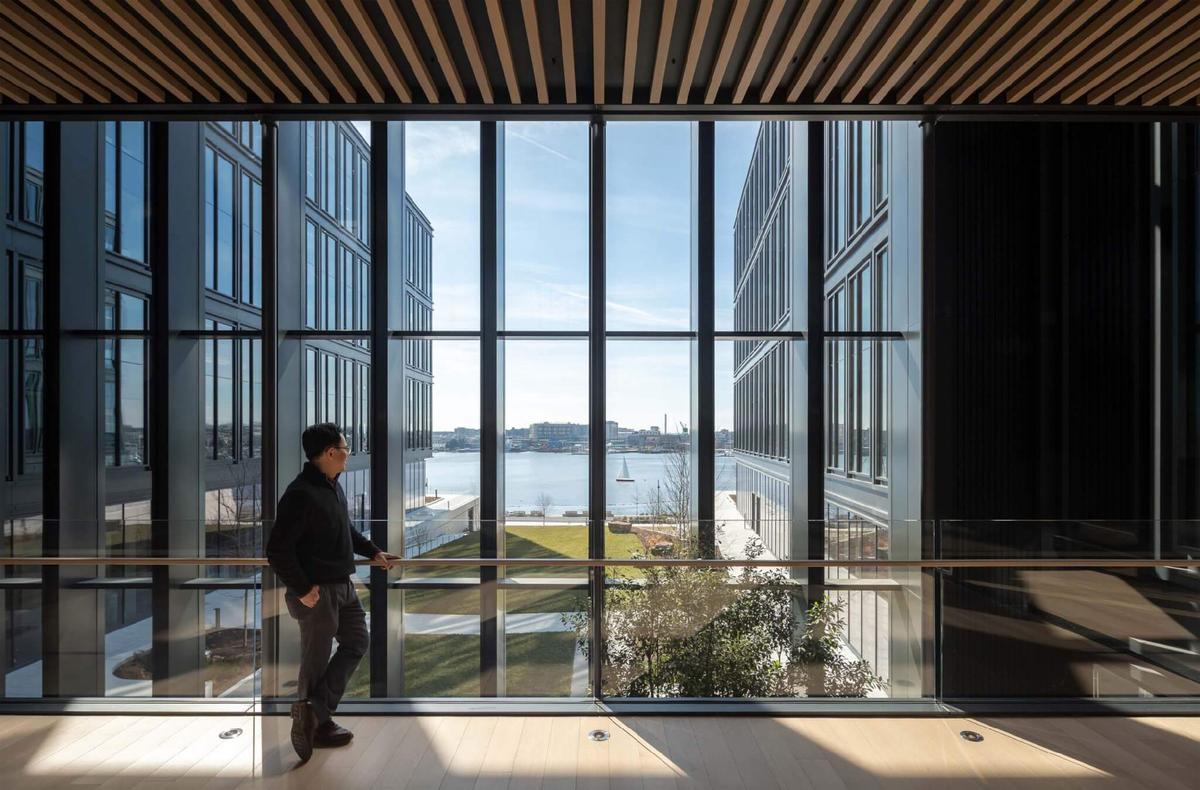 ����T. Rowe Price�ܲ���Ͷ�ʾ�ͷ�ѹ�ҵ�صؽ��ɵر�