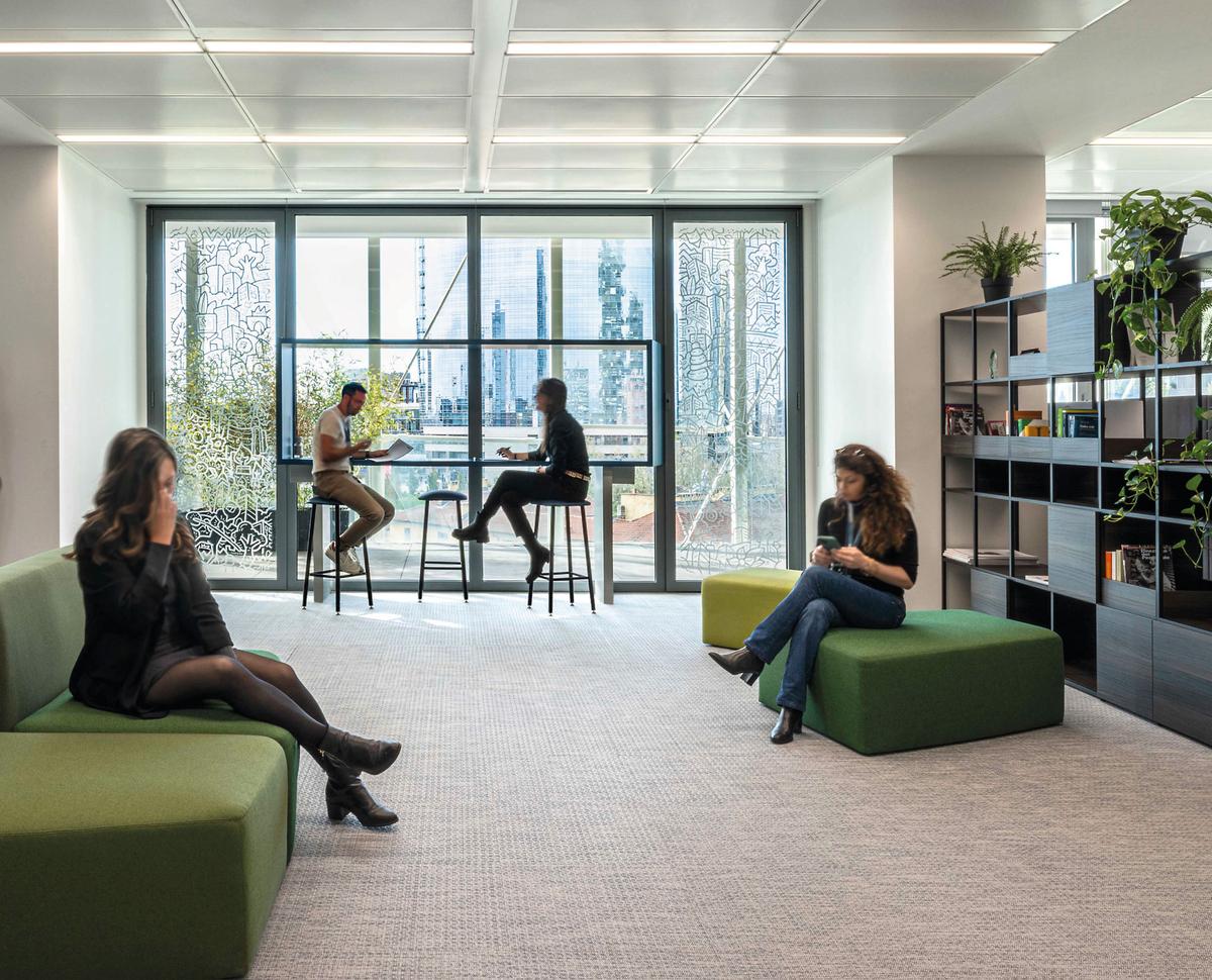 ���ڹ�˾GRENKE�����ܲ���Ա����������������