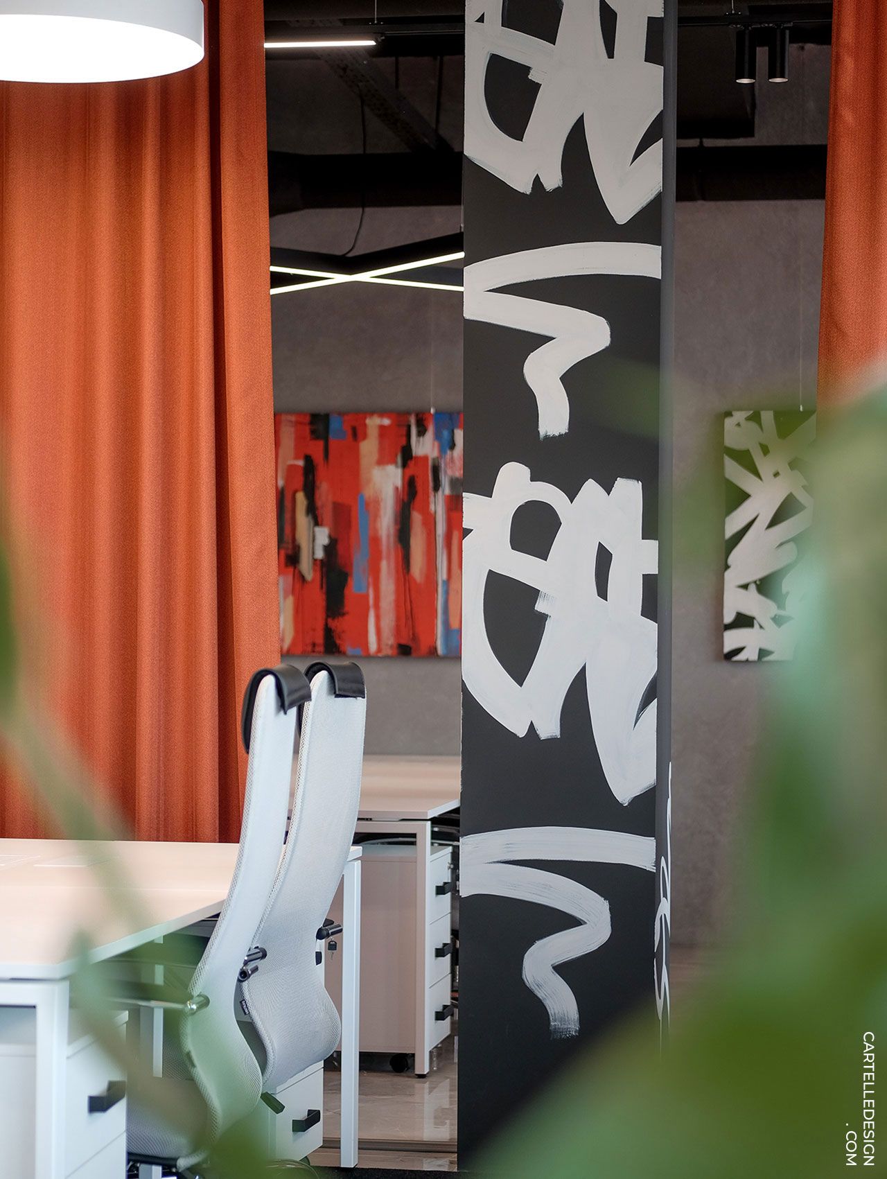 ����˹DELO���ϰ칫�������˵Ĵ���������