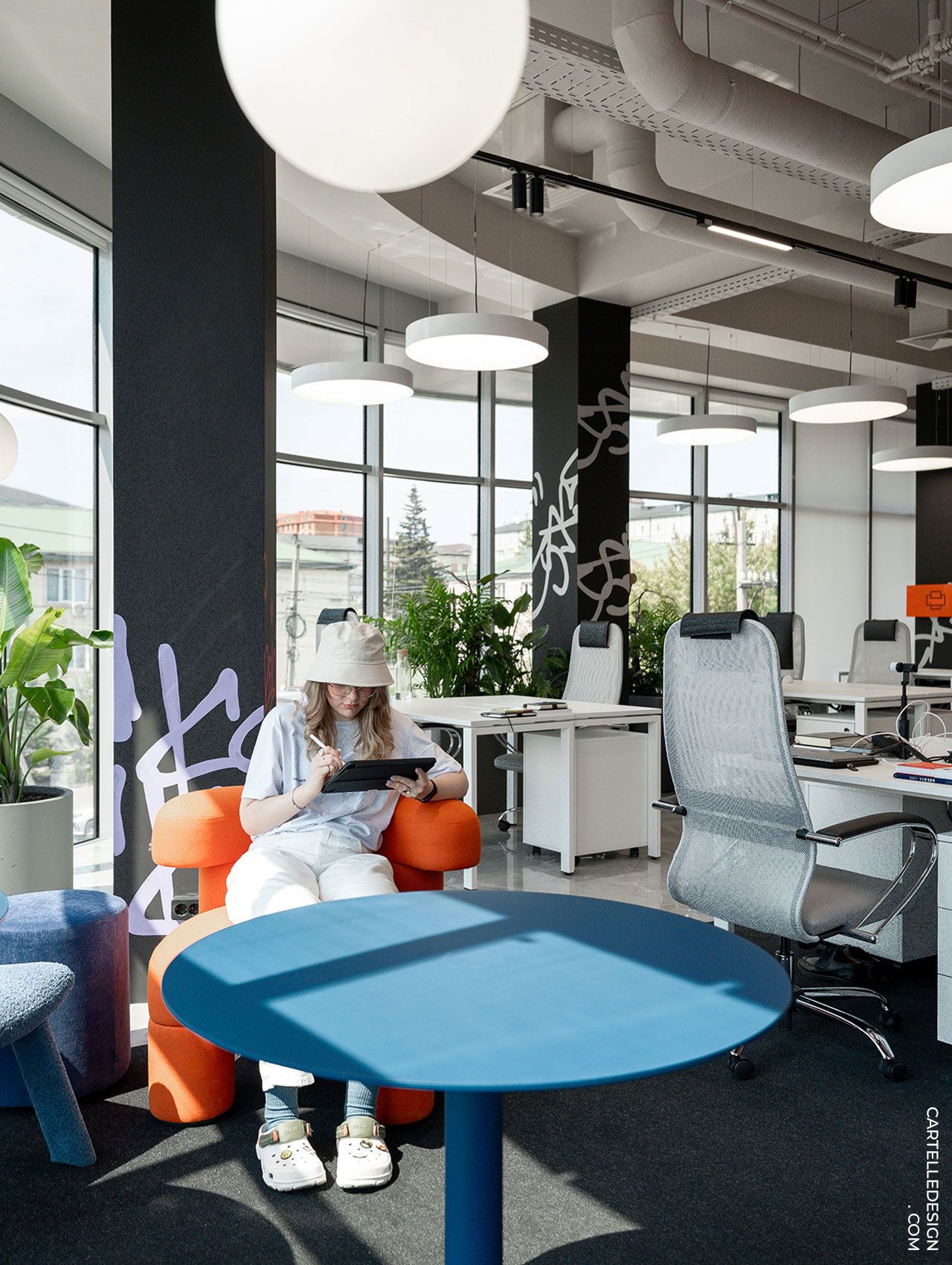 ����˹DELO���ϰ칫�������˵Ĵ���������