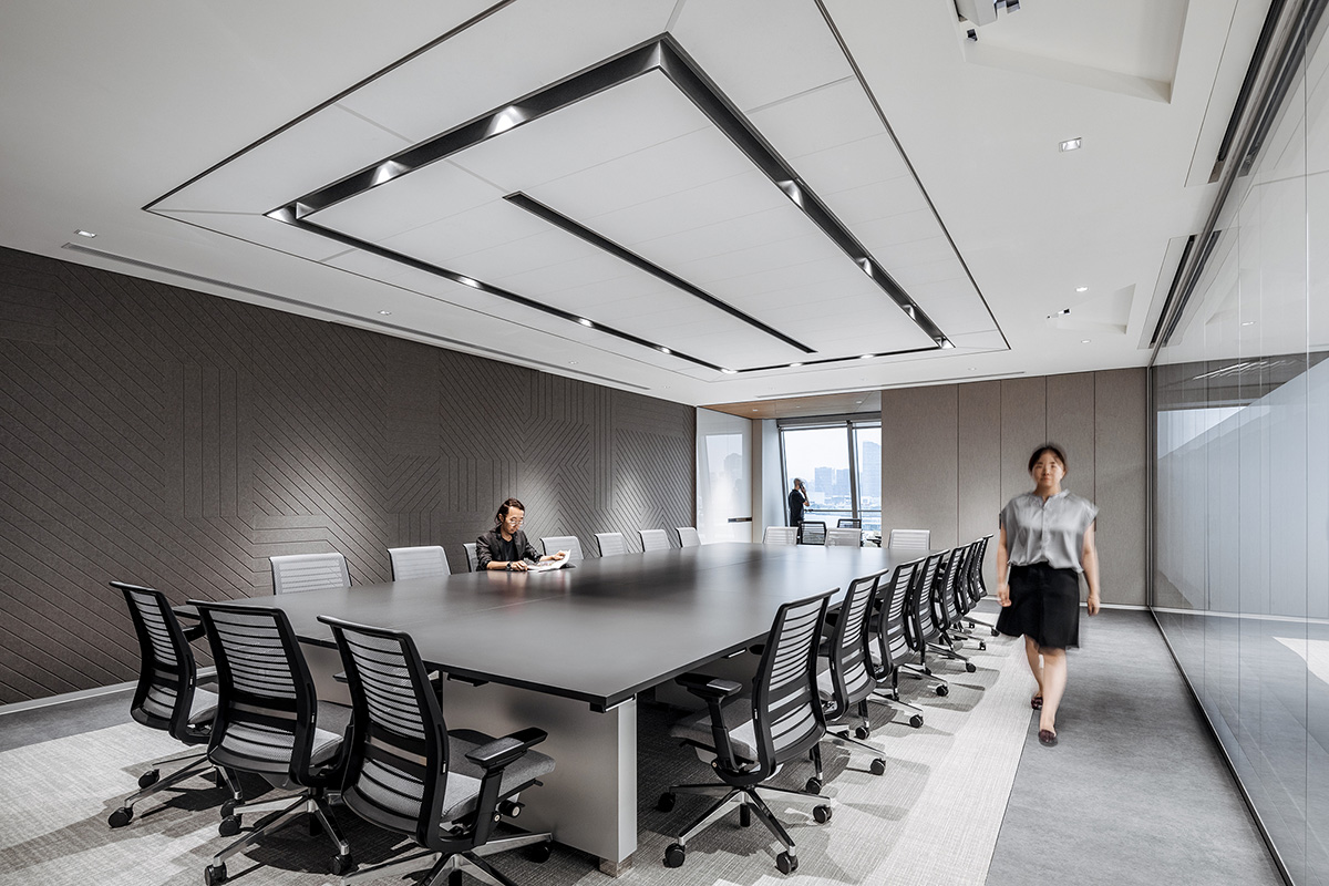 ����ߵ����ף�Զ�������Ϻ��ܲ��ռ�ʫѧ