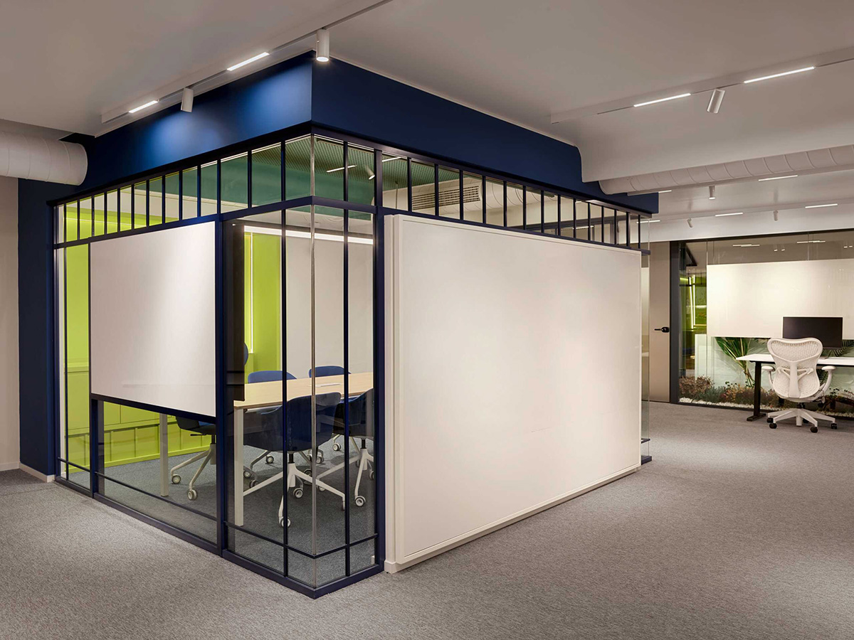 ��������Ϸ��˾�칫����ƣ�ɫ��������