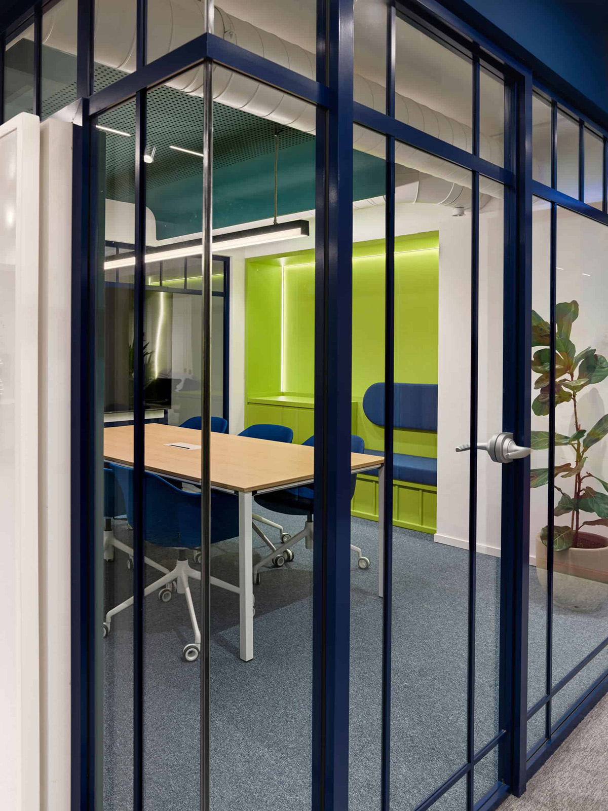 ��������Ϸ��˾�칫����ƣ�ɫ��������