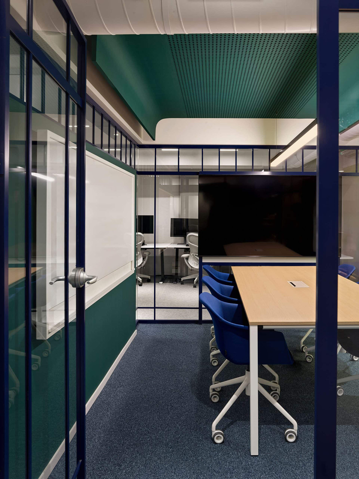 ��������Ϸ��˾�칫����ƣ�ɫ��������