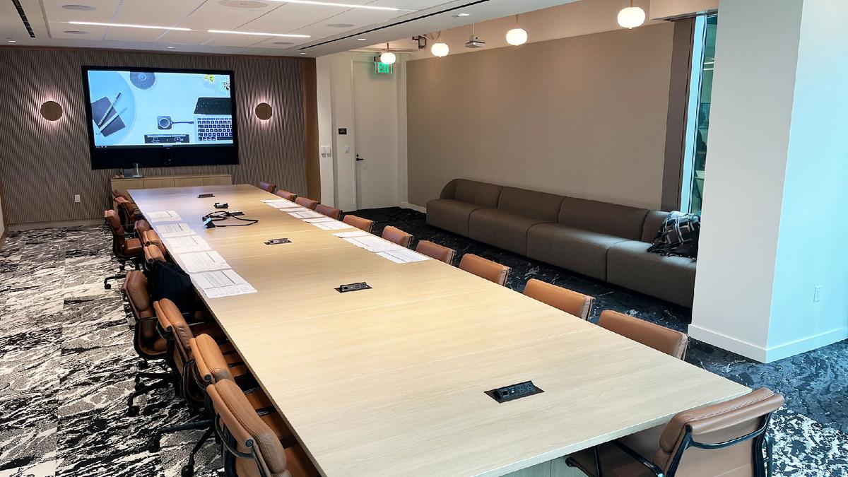 �ɽ�ɽ555Mission�׼�д��¥�������罻����ʽ���׷�������