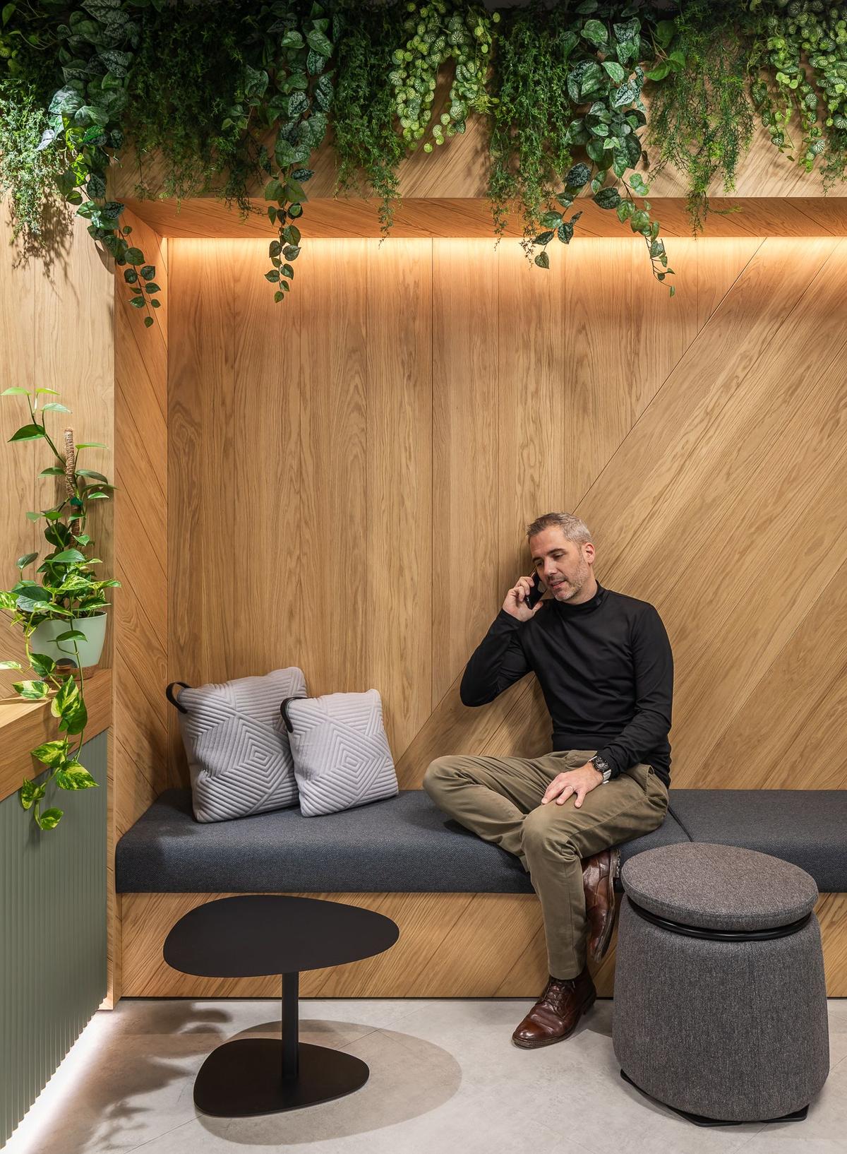 ȫ���׾�ͷ�׶��ܲ���רע��Э���������л�