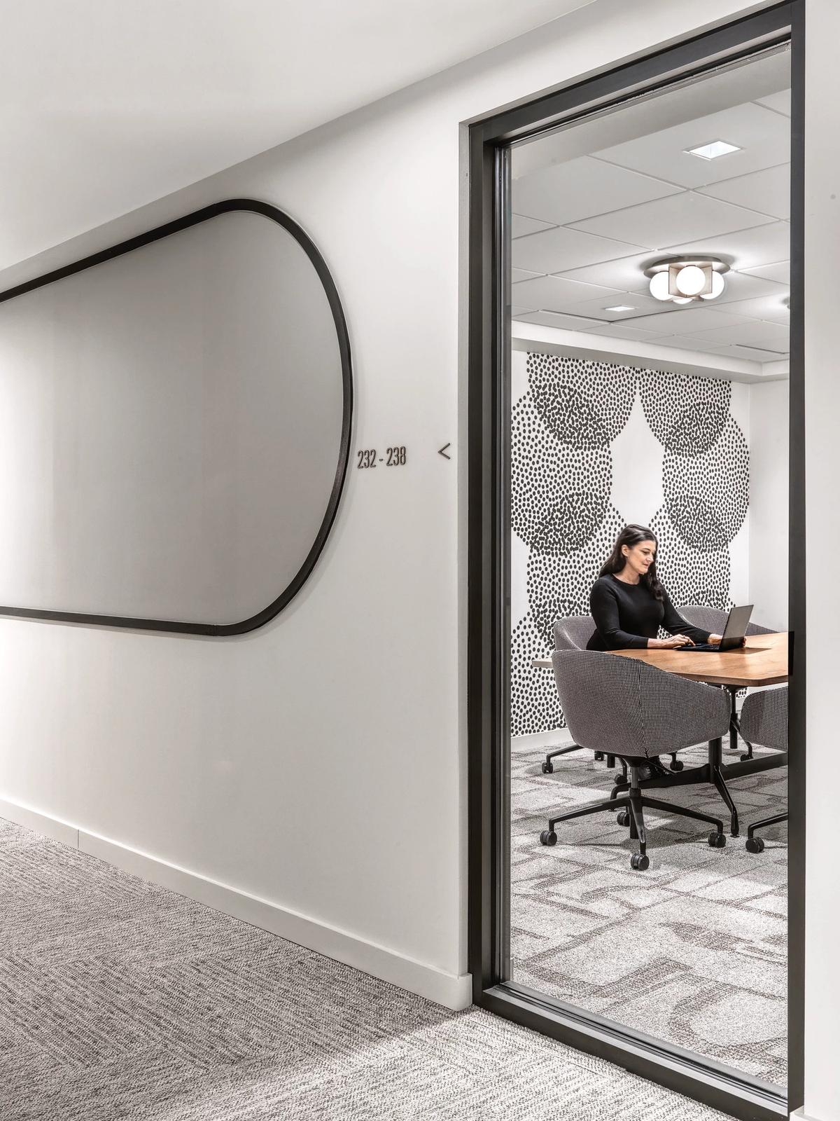 The Clover��Ԣ�������Բ���Ϊ��е�ǰ��ʱ����ѧ