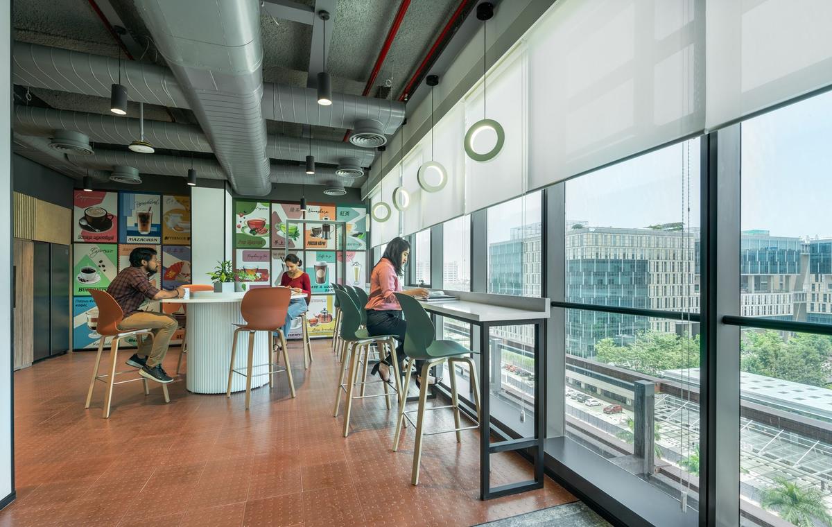 Booking Holdings����޶�׿Խ���ģ�һ����Խ�ߴ��޵İ칫ð��