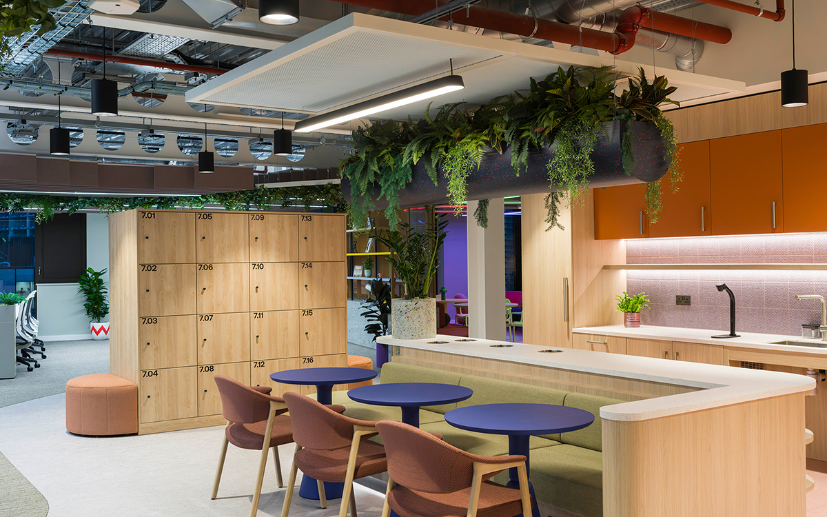 ���¥������������꣺�ƶ�����Virgin Media O2��ϰ칫��Ʋ��