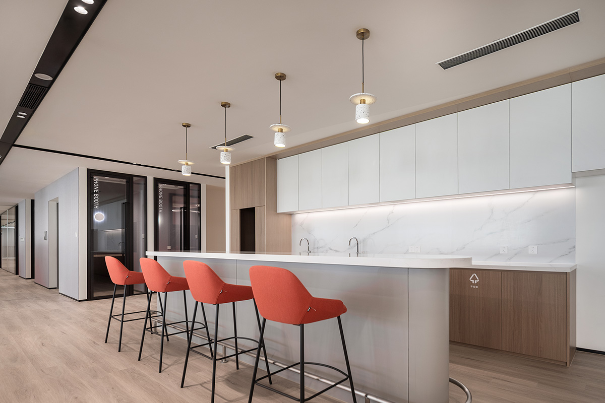 ����ʱ�����ַ������Ϻ��ܲ��칫