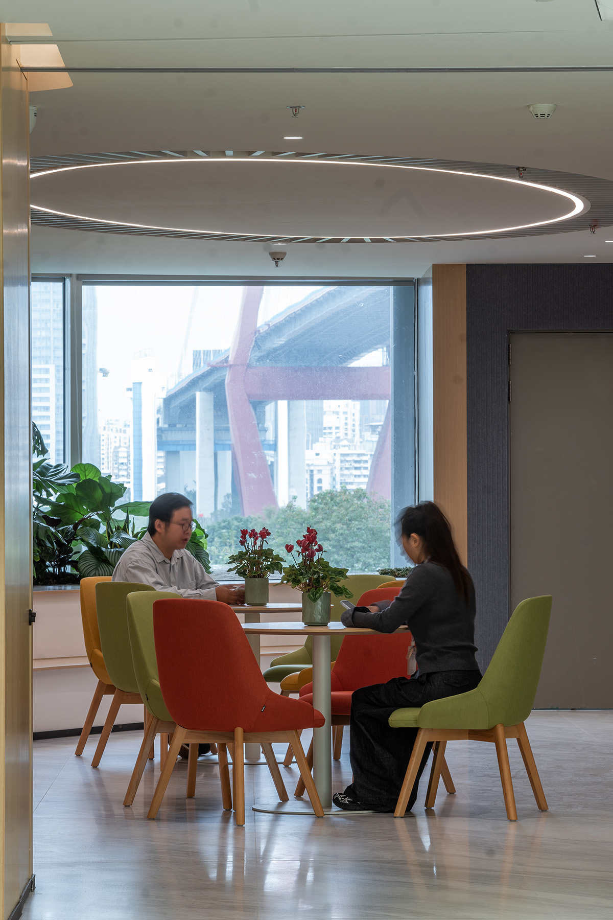 ����ʱ�����ַ������Ϻ��ܲ��칫