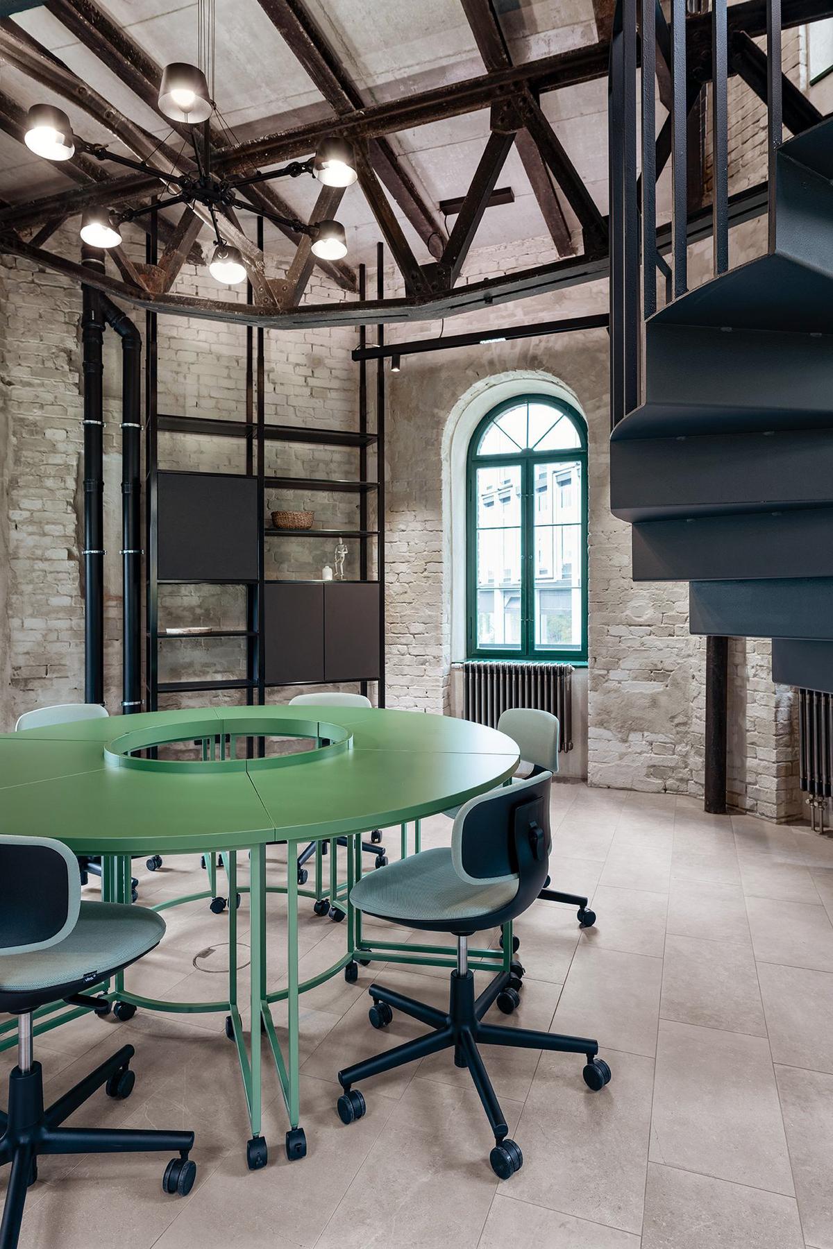 ��ѯ��ͷ�����ܲ����¾���ʷ��ӵ��ת����ɳ���