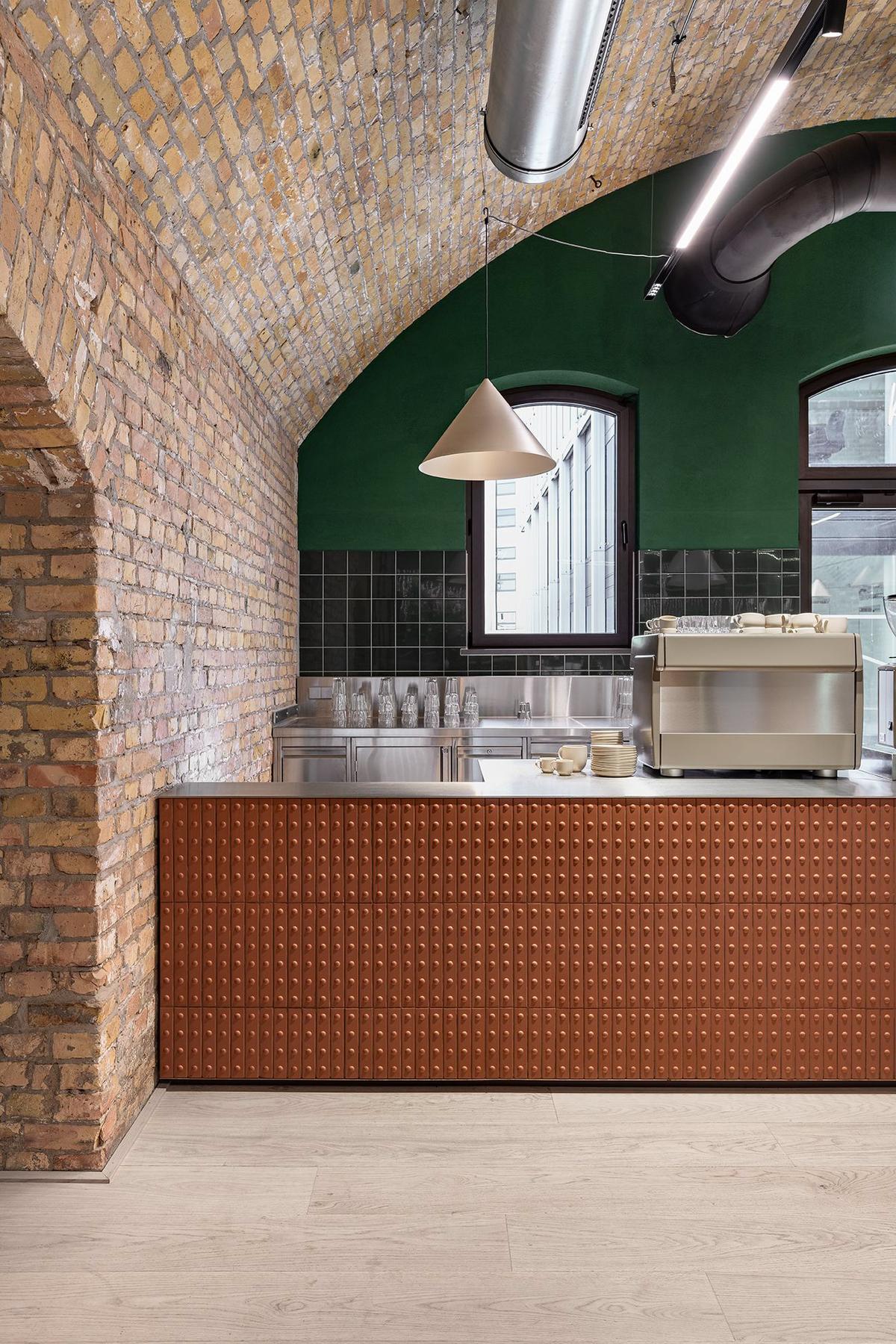 ��ѯ��ͷ�����ܲ����¾���ʷ��ӵ��ת����ɳ���