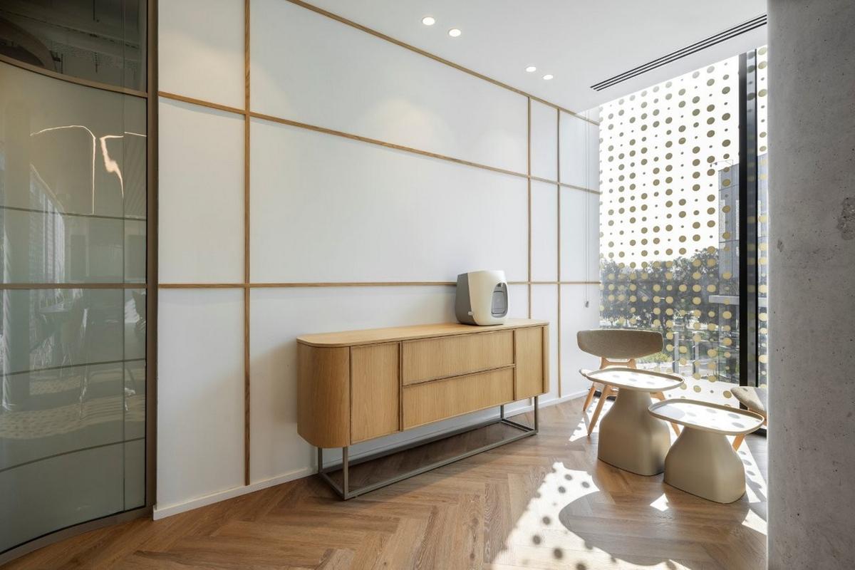 BYD���ǵ���ɫ�а칫�ң�������Ϊ��еĶ������