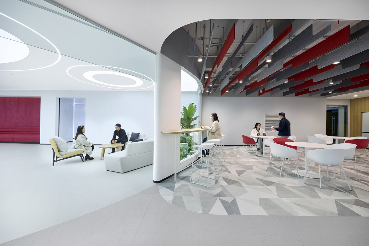 ���ʿƼ���ҵ�Ϻ��칫��ÿһ��������Ʒ������