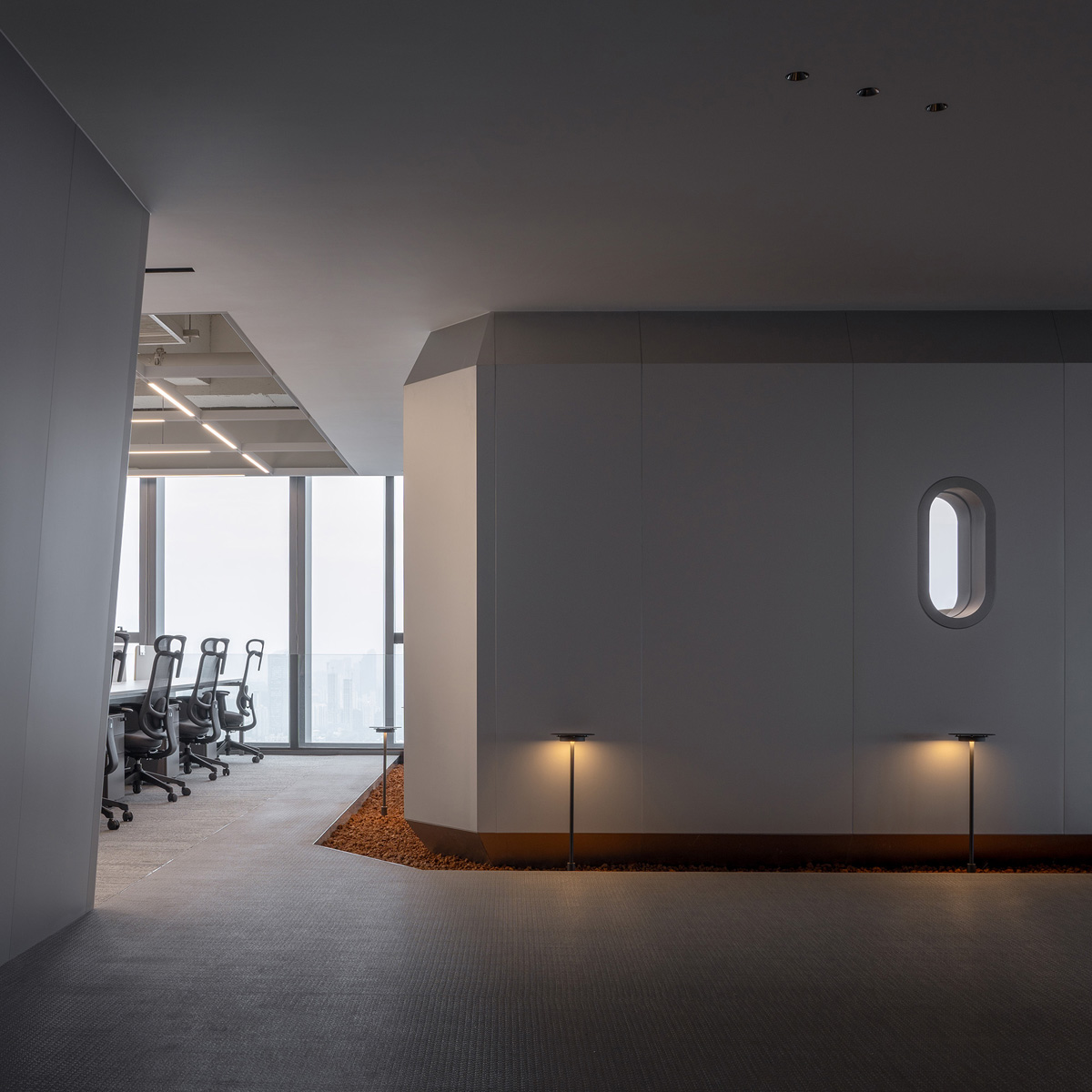 ������������ڰ칫�ܲ���һ������δ���ġ��Ǽ�֮�á�