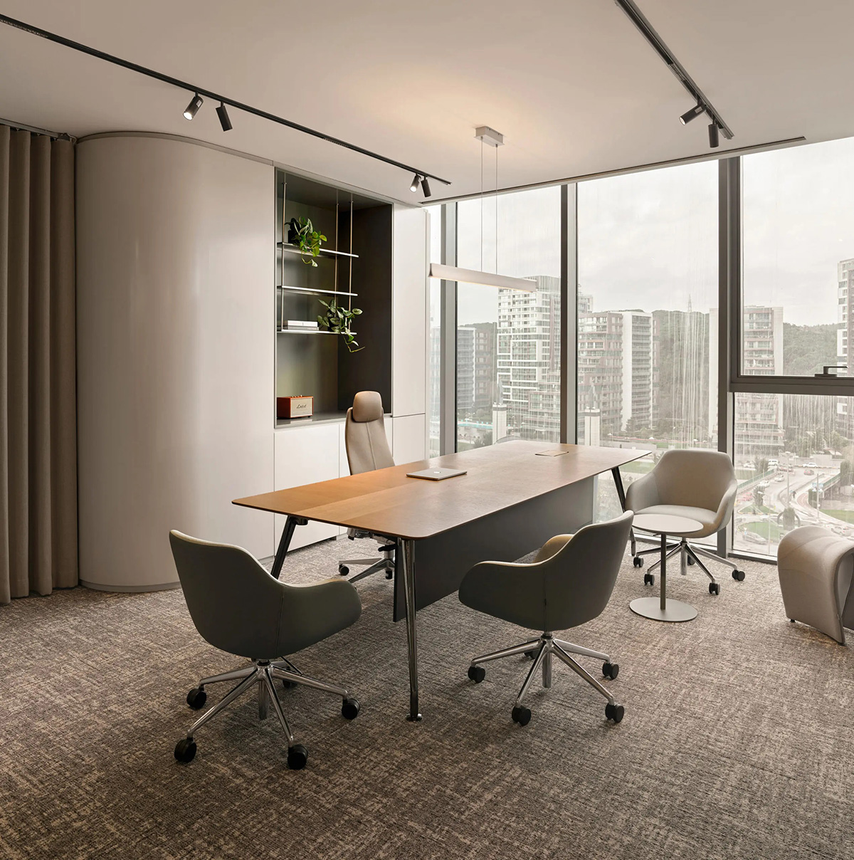 Arikan Group & Konyali Saat�����Ʊ���׼��ĥ�ִ��칫�ռ�