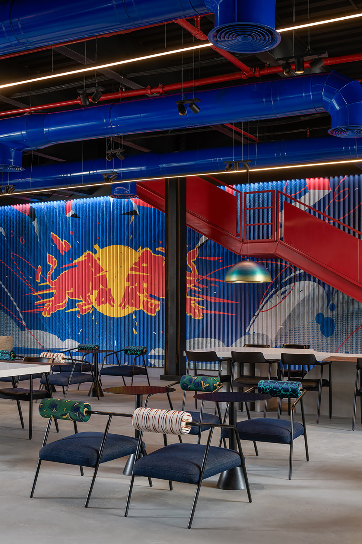 Red Bull��ţ�����ܲ���һ�����ͥԺ����������