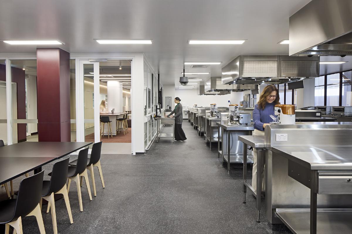 ����William Angliss����ѧԺ��רҵ����ռ�ĸ��϶�Ԫ���
