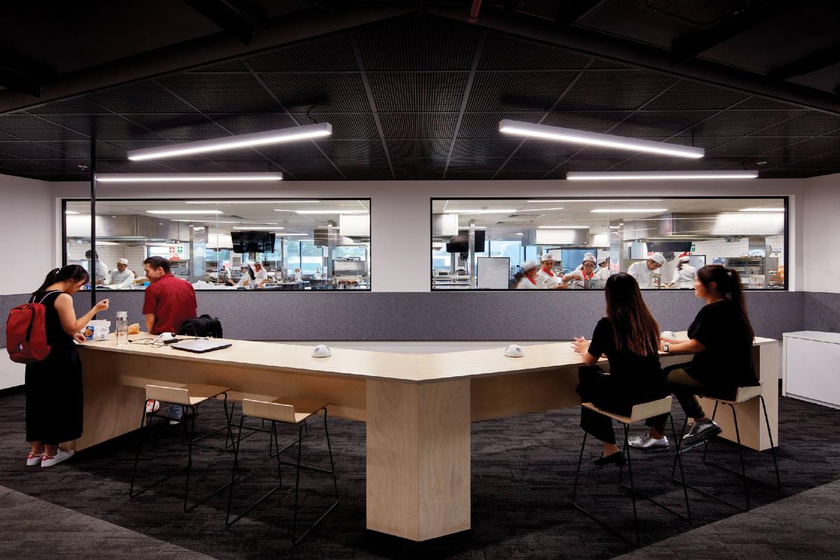 ����William Angliss����ѧԺ��רҵ����ռ�ĸ��϶�Ԫ���