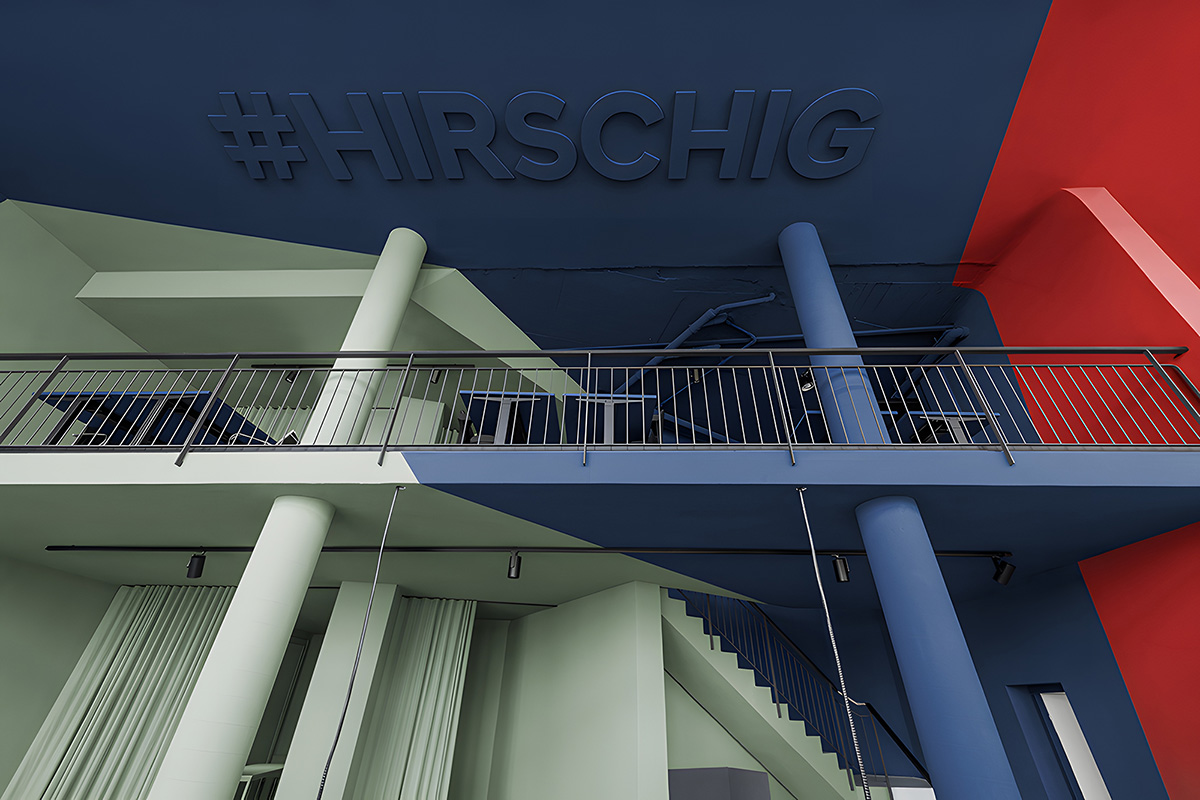 Zum Goldenen Hirschen˹ͼ���أ����������ɫ�ʾ糡