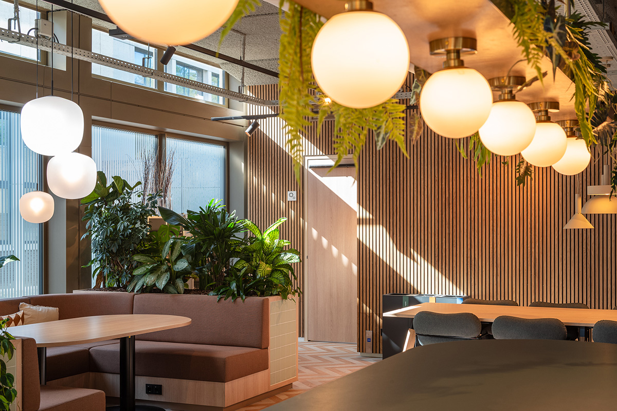 �����칫HNK Workspaces�������Ͱ칫���ڸ�д��ͳ��λ