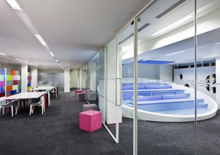 伦敦通讯集团创新实验室改造设计
